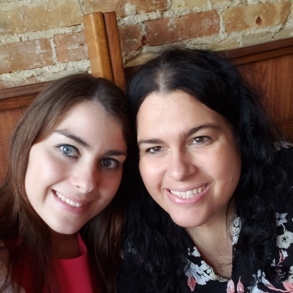 Meet your Posher Sisters,  Marissa and Leah